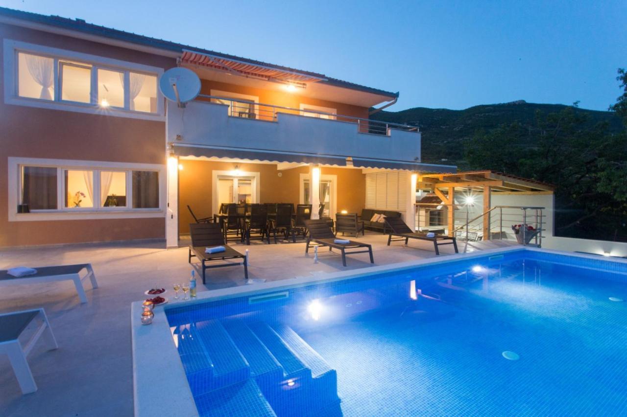 Villa Ivano With Sea&Mountain View Kastel Stari Екстер'єр фото